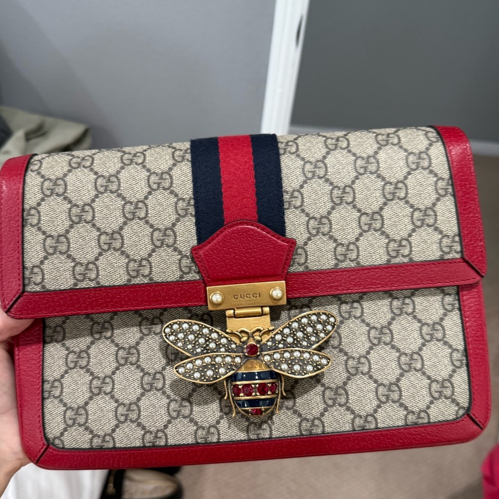 Gucci Queen Margaret Shoulder Bag GG Coated Canvas Medium